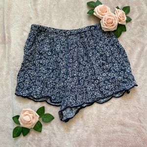✨ 2/$35 A&F floral flowy shorts